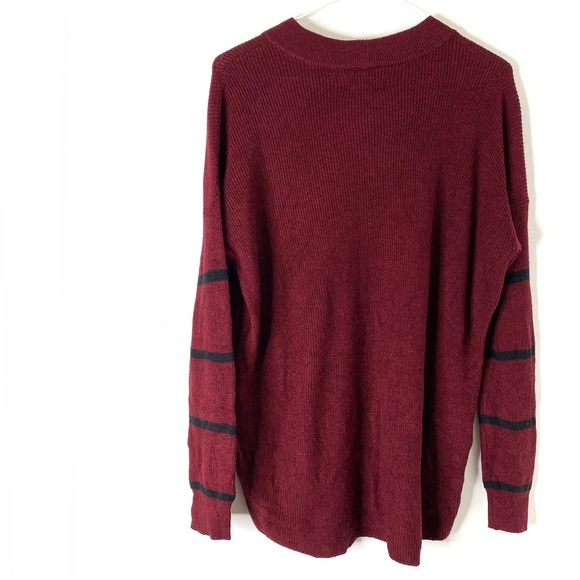 AEO Burgundy Navy Stripe Jegging Fit Knit Sweater NWT - Picture 6 of 8